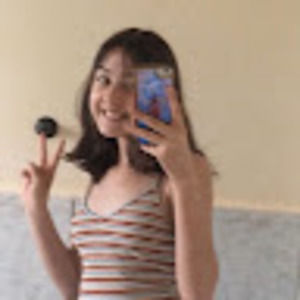 Meet your Posher, Alexis